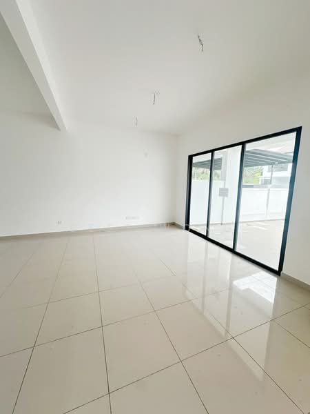 2-storey Terraced House for Rent in Johor Bahru (Johor) - Bess Wong - Living Room - PropertyGuru.com.my