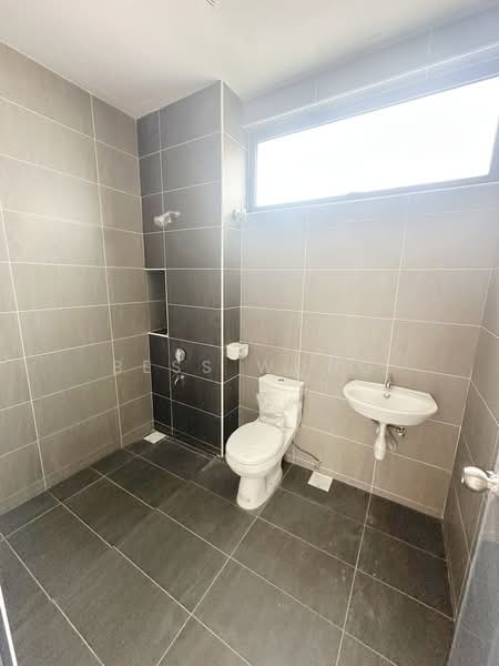 2-storey Terraced House for Rent in Johor Bahru (Johor) - Bess Wong - Bathroom - PropertyGuru.com.my