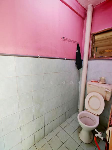 Flat for Sale at Alpha Arena - Evan Goh - Bathroom - PropertyGuru.com.my
