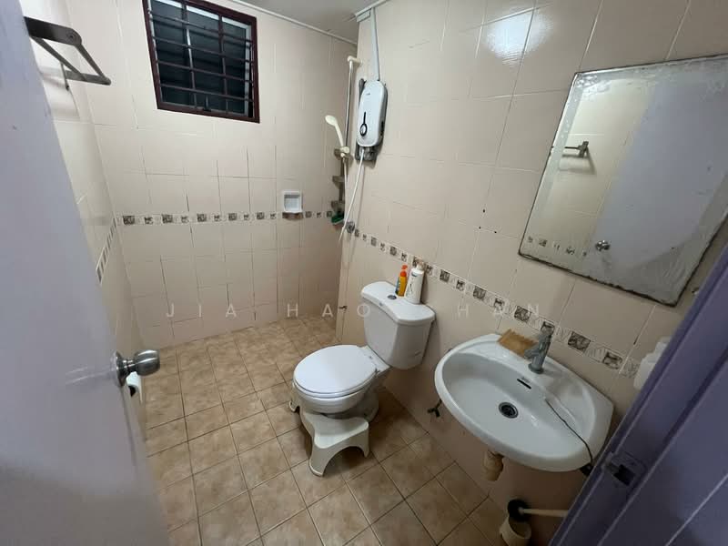Condominium for Rent at Casa Puteri Condominium - Jia Hao Chan - Bathroom - PropertyGuru.com.my