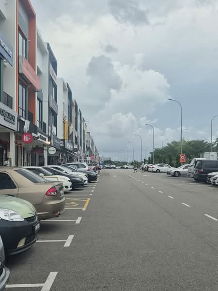 Shop for Rent in Austin Crest (Johor Bahru) - Carson . - Exterior - PropertyGuru.com.my