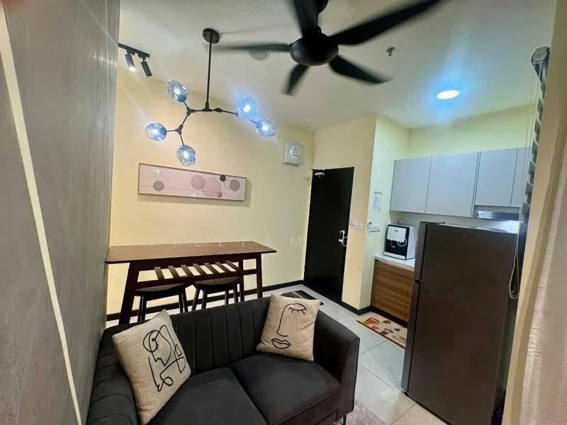 Neu Suites untuk Untuk Disewa - RM 2,400 /bulan, Apr 2026 - Living Room - PropertyGuru.com.my
