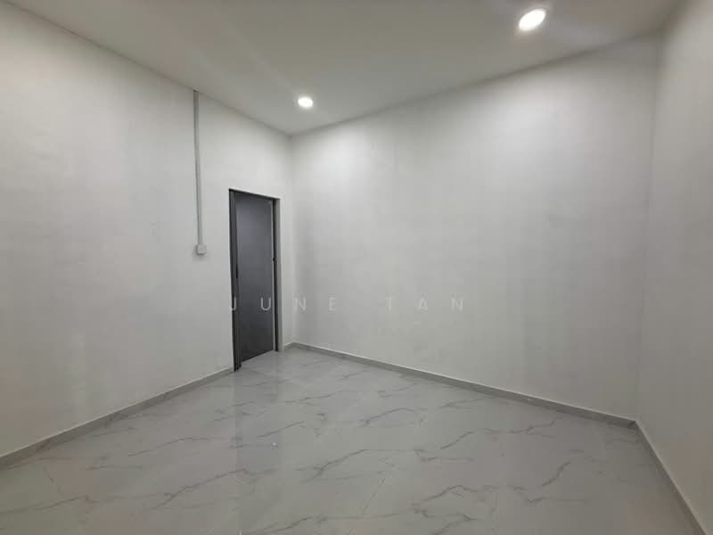 1-storey Terraced House for Sale in Taman Abad (Johor Bahru) - June Tan - Interior - PropertyGuru.com.my