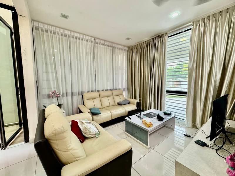 2-storey Terraced House for Sale in Johor Bahru (Johor) - Jackson Quah - Living Room - PropertyGuru.com.my