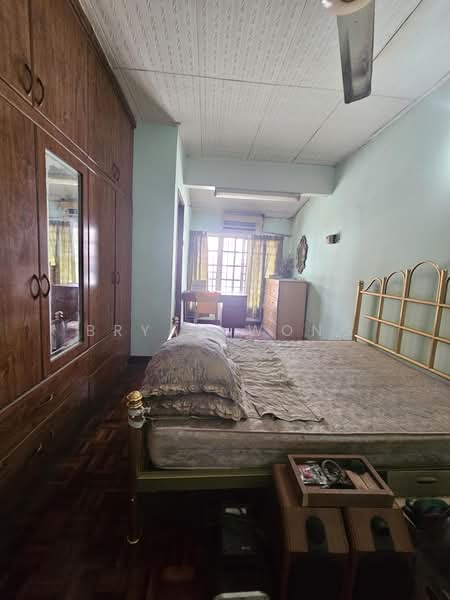 Rumah Teres 2 Tingkat untuk Dijual di Damansara Jaya (Petaling Jaya) - Bryan Wong - PropertyGuru.com.my