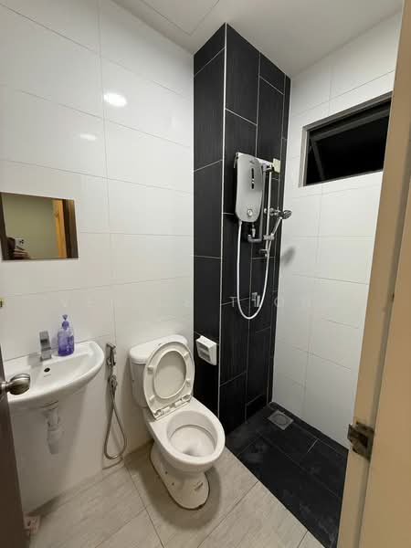 Seasons Garden Residences untuk Untuk Disewa - RM 1,800 /bulan, Mac 2026 - Bathroom - PropertyGuru.com.my