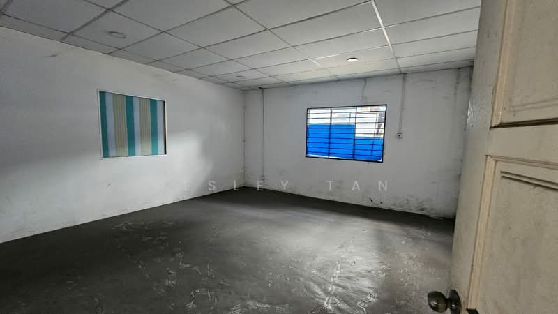 Factory for Rent in Bukit Rambai (Melaka) - Wesley Tan - Interior - PropertyGuru.com.my