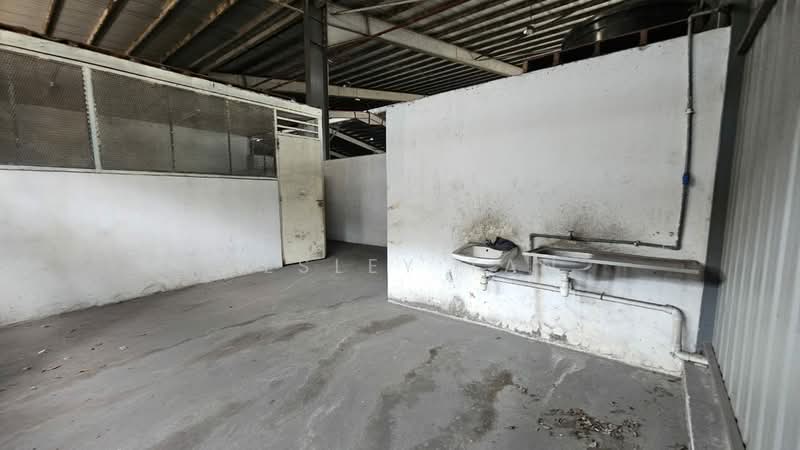 Factory for Rent in Bukit Rambai (Melaka) - Wesley Tan - Interior - PropertyGuru.com.my