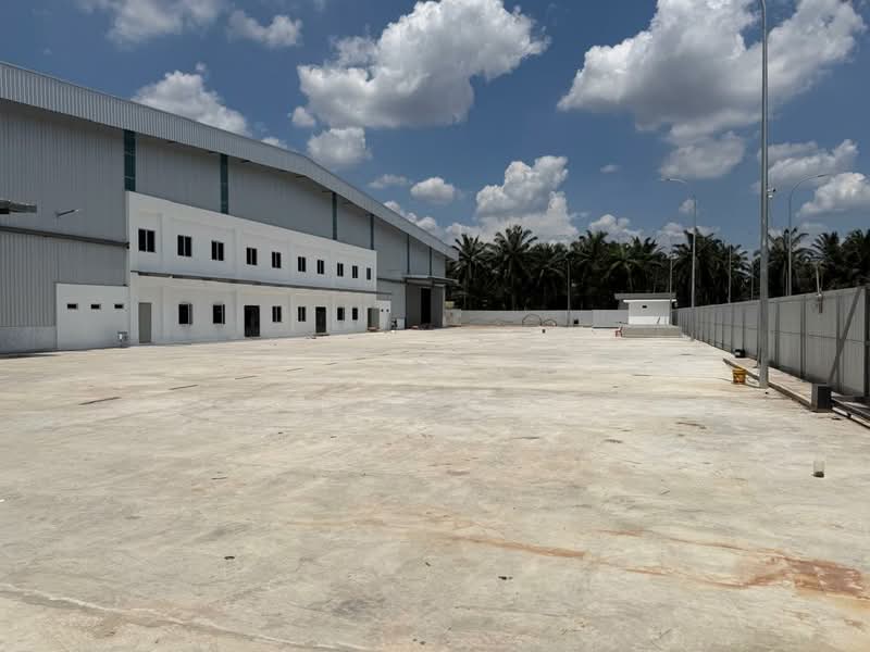 Kilang untuk Dijual di Kampung Teluk Mengkuang (Telok Panglima Garang) - Jason Lai - Exterior - PropertyGuru.com.my