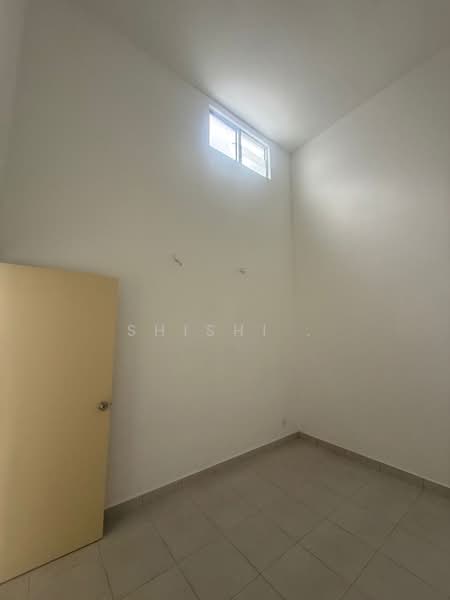 Bandar Putra untuk Untuk Disewa - RM 2,500 /bulan, Apr 2026 - PropertyGuru.com.my