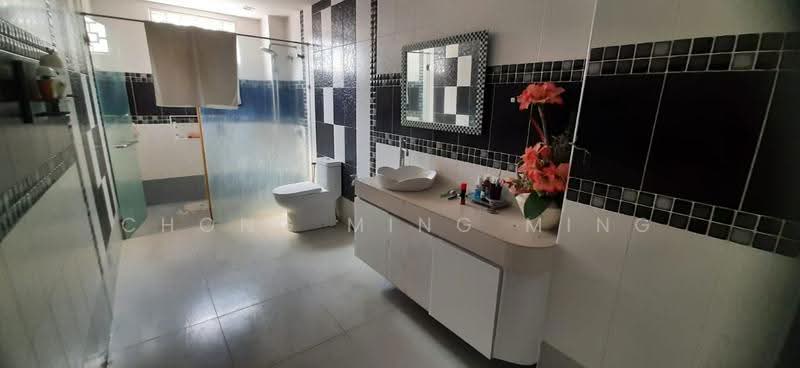Semi-Detached House for Sale in Seremban (Negeri Sembilan) - Chong Ming Ming - Bathroom - PropertyGuru.com.my