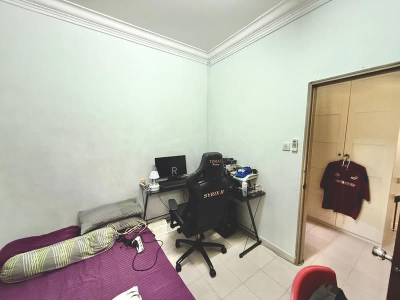 2-storey Terraced House for Sale in Permas Jaya (Johor Bahru) - Lilara Tiew - Bedroom - PropertyGuru.com.my