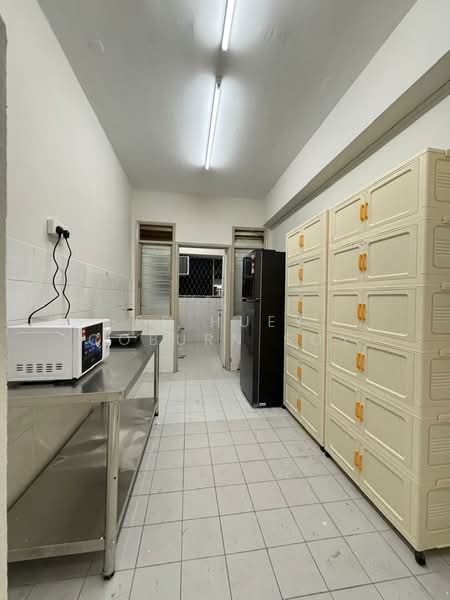 Condominium for Rent at Kelana Puteri - Ee Huey Coburn Soy - Kitchen - PropertyGuru.com.my