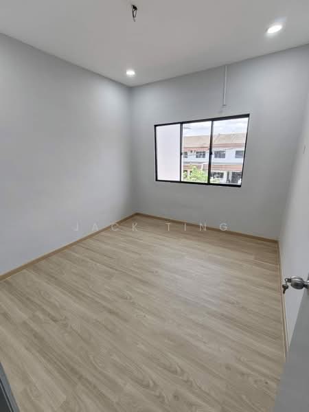 2-storey Terraced House for Sale in Taman Ungku Tun Aminah (Skudai) - Jack Ting - Interior - PropertyGuru.com.my