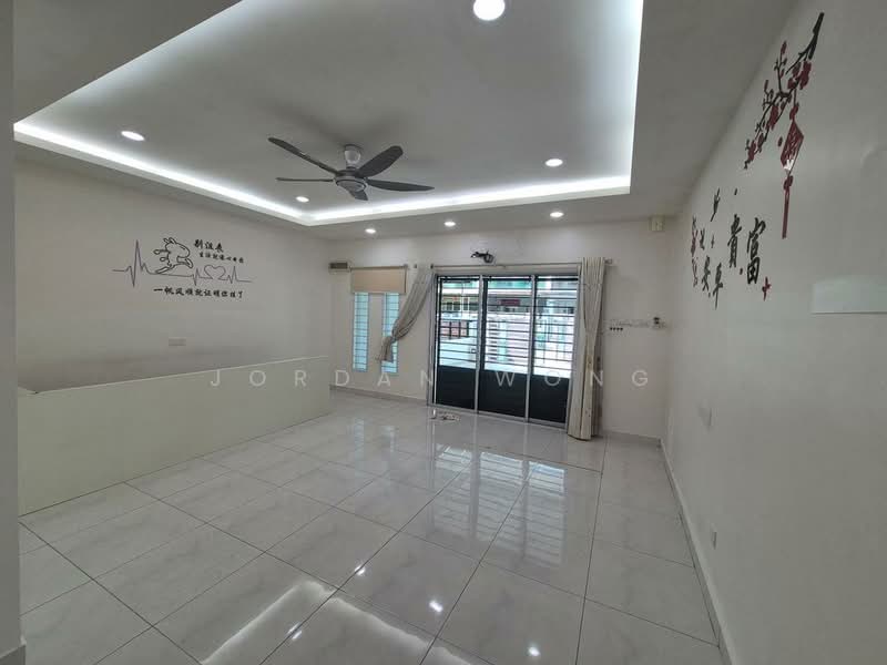 JP Perdana, Taman Jaya Putra, Mount Austin untuk Untuk Dijual - RM 718,000, Apr 2026 - Living Room - PropertyGuru.com.my