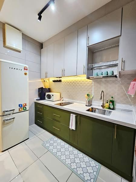 Service Residence for Sale at Emerald 9 - Angeline Wong - Kitchen - PropertyGuru.com.my
