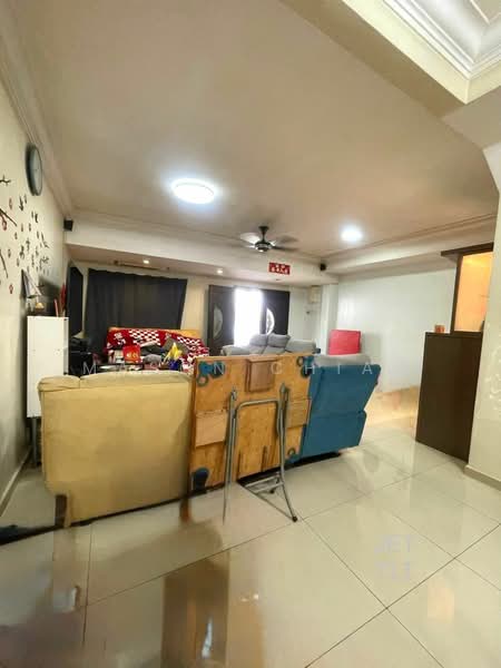2-storey Terraced House for Sale in Bandar Botanic (Klang) - Mason Chiah - Living Room - PropertyGuru.com.my