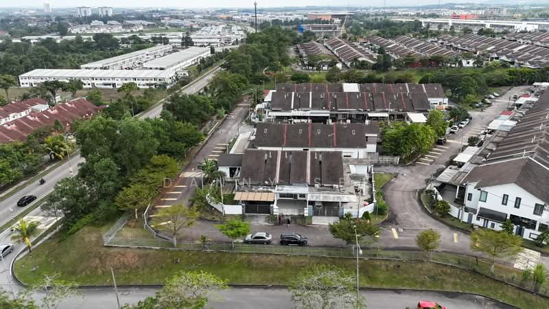 1-storey Terraced House for Sale in Bandar Indahpura (Kulai) - Danny See - Exterior - PropertyGuru.com.my