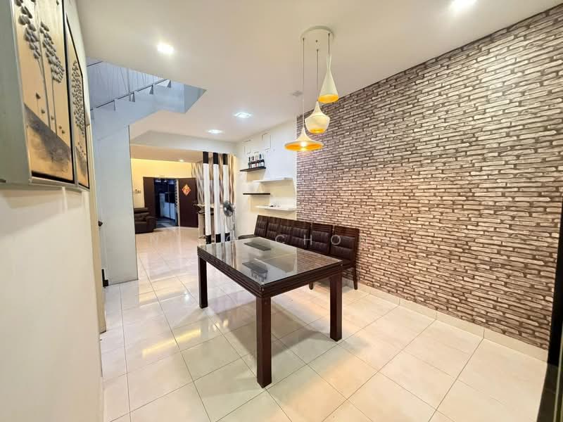 2-storey Terraced House for Sale in Taman Seri Austin (Tebrau) - Nico Chong - Dining Room - PropertyGuru.com.my