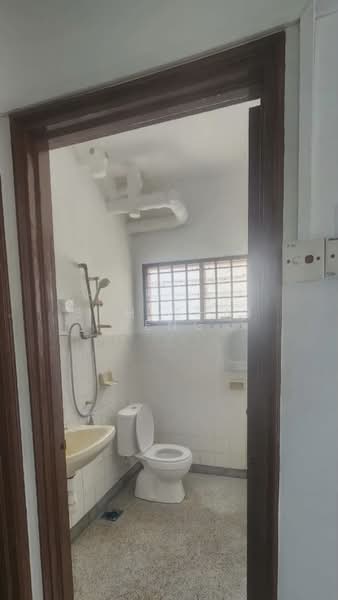 Taman Megah Ria untuk Untuk Disewa - RM 1,300 /bulan, Apr 2026 - Bathroom - PropertyGuru.com.my
