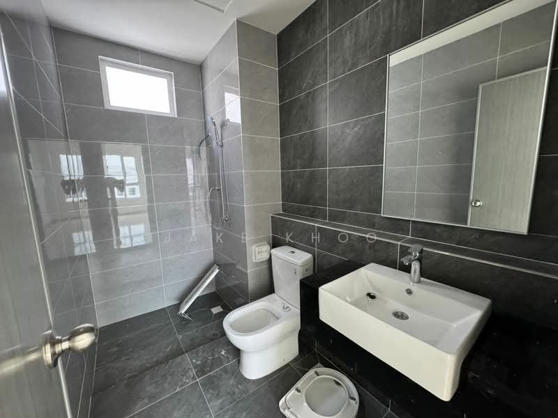 Condominium for Sale at Lucerne Residences - Jake Khoo - Bathroom - PropertyGuru.com.my