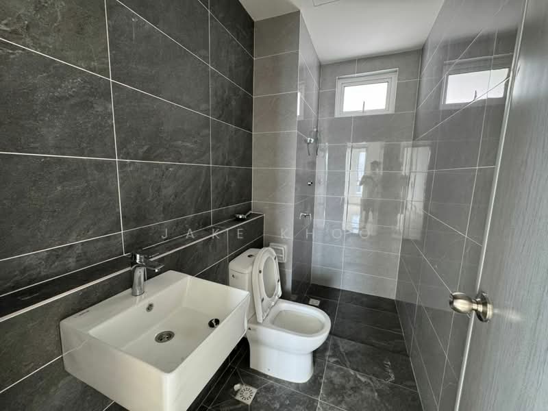 Condominium for Sale at Lucerne Residences - Jake Khoo - Bathroom - PropertyGuru.com.my