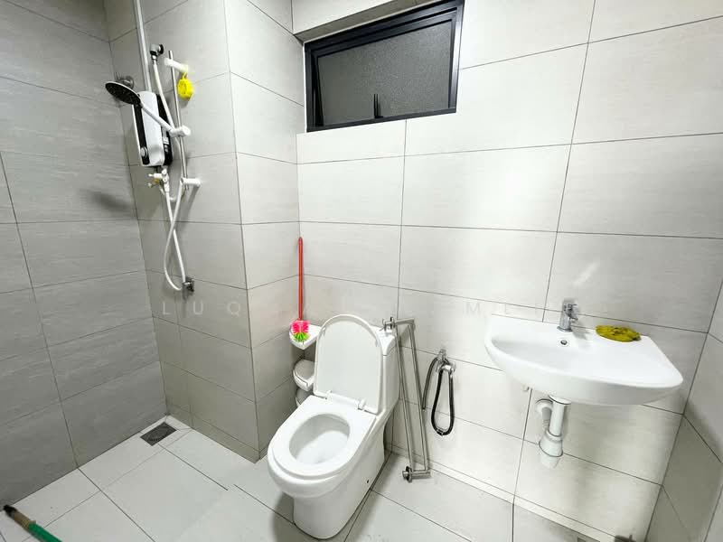 Condominium for Sale at Residensi Rampai II - Luqman Ramli - Bathroom - PropertyGuru.com.my