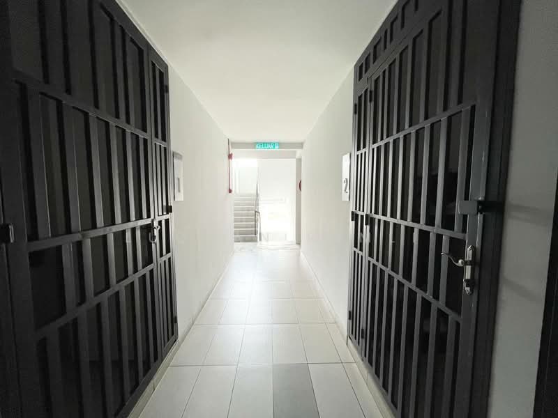 Condominium for Sale at Residensi Rampai II - Luqman Ramli - Corridor - PropertyGuru.com.my