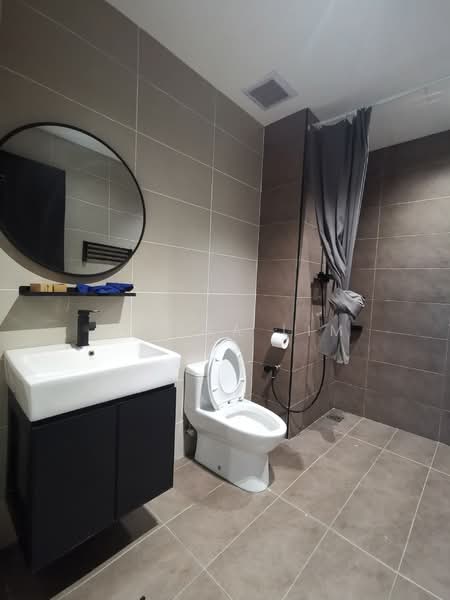 Wave @ Marina Cove untuk Untuk Disewa - RM 2,000 /bulan, Mac 2026 - Bathroom - PropertyGuru.com.my