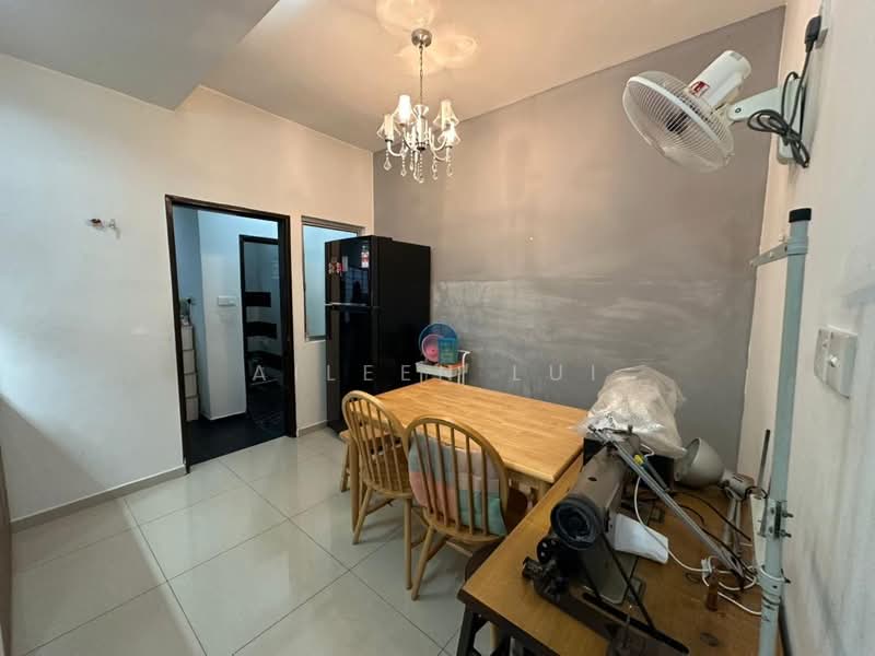 2-storey Terraced House for Sale in Taman Setia Indah (Tebrau) - Aileen Lui - Kitchen - PropertyGuru.com.my