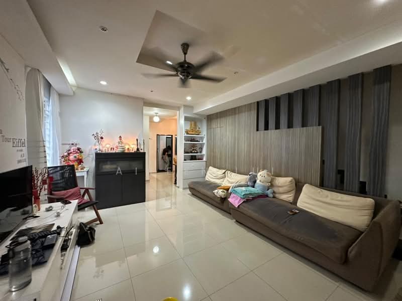 2-storey Terraced House for Sale in Taman Setia Indah (Tebrau) - Aileen Lui - Living Room - PropertyGuru.com.my