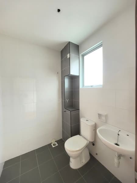 2.5-storey Terraced House for Sale in Bandar Bukit Tinggi 2 (Klang) - Anddy Gan - Bathroom - PropertyGuru.com.my