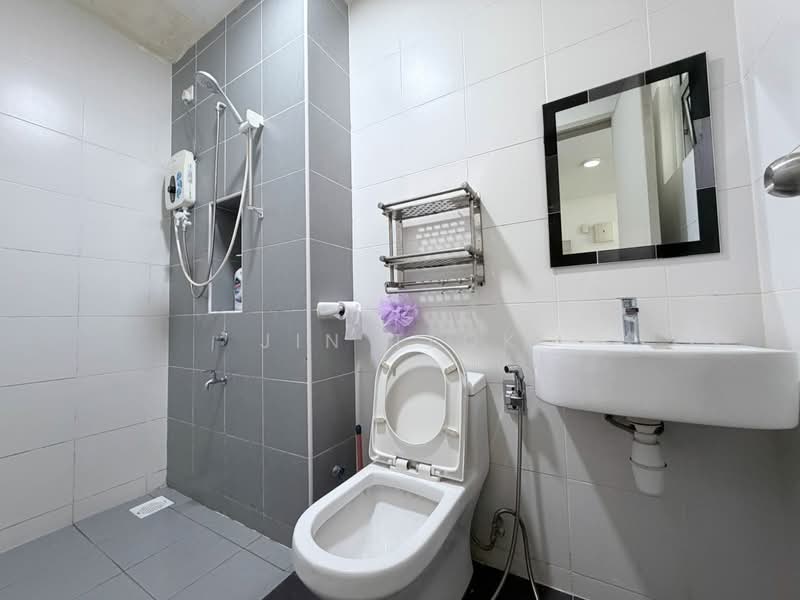 Apartment for Sale at Aliff Avenue (Dwi Alif) - Jin Teok - Bathroom - PropertyGuru.com.my