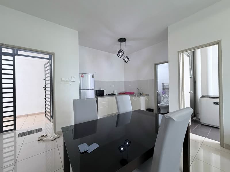 Apartment for Sale at Aliff Avenue (Dwi Alif) - Jin Teok - Kitchen - PropertyGuru.com.my