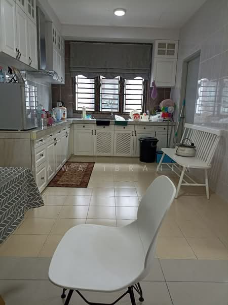 DESA MAYANG SARI untuk Untuk Disewa - RM 1,800 /bulan, Apr 2026 - Kitchen - PropertyGuru.com.my