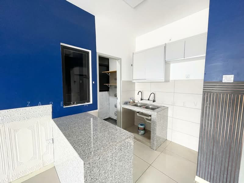 Condominium for Sale at Residensi Rampai II - Zarema Kulbuzheva - Kitchen - PropertyGuru.com.my