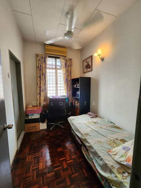 2-storey Terraced House for Sale in Taman Inderawasih (Perai) - Chloe Tan - Bedroom - PropertyGuru.com.my