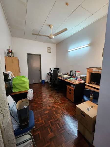 2-storey Terraced House for Sale in Taman Inderawasih (Perai) - Chloe Tan - Study - PropertyGuru.com.my