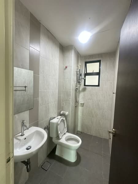Service Residence for Sale at Sky Breeze Service Apartment - Lee Chin Wong - PropertyGuru.com.my