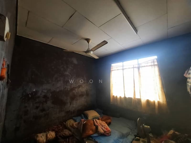 2-storey Terraced House for Rent in Taman Krubong Jaya (Krubong) - Woon . - Bedroom - PropertyGuru.com.my