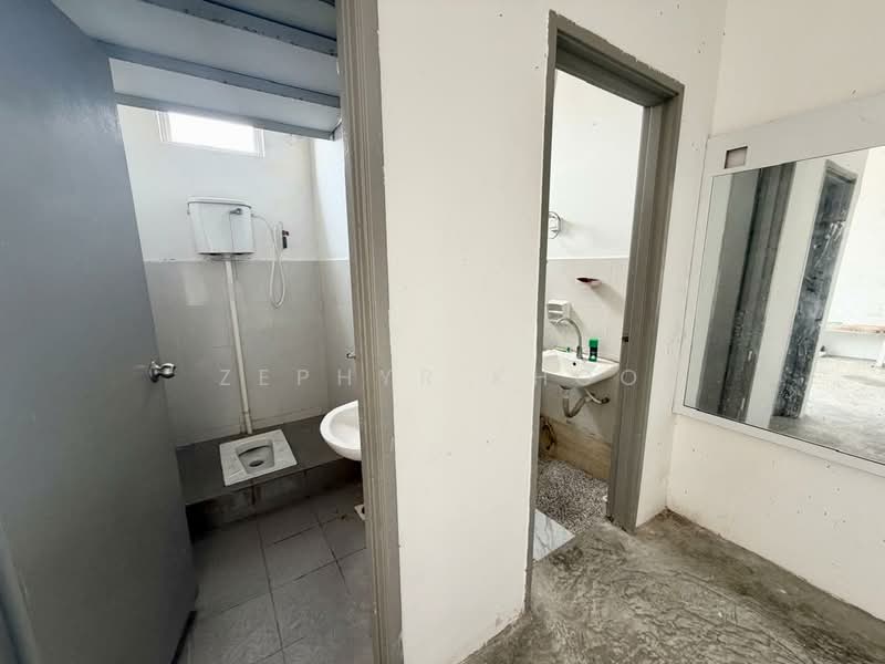 Shop for Rent in Nusa Sentral (Iskandar Puteri (Nusajaya)) - Zephyr Khoo - Bathroom - PropertyGuru.com.my