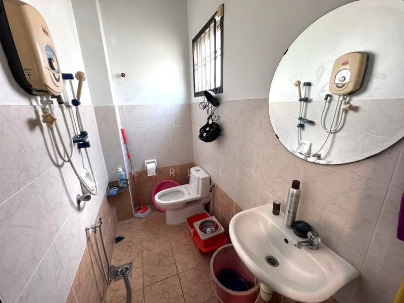 Setia Indah - Precinct 12 untuk Untuk Dijual - RM 728,000, Apr 2026 - Bathroom - PropertyGuru.com.my