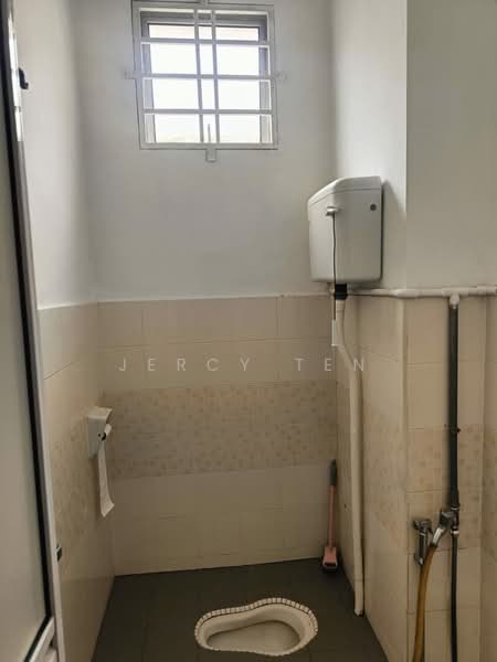 Kedai / Pejabat untuk Disewa di Bukit Indah (Iskandar Puteri (Nusajaya)) - Jercy Ten - Bathroom - PropertyGuru.com.my