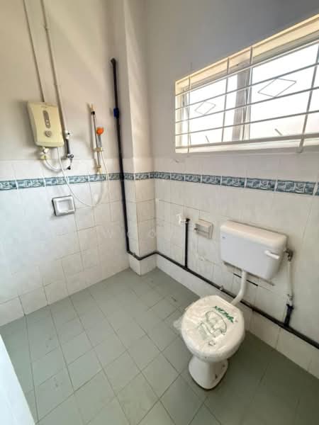 2-storey Terraced House for Rent in Taman Muzaffar Heights (Bukit Katil) - Woon . - Bathroom - PropertyGuru.com.my