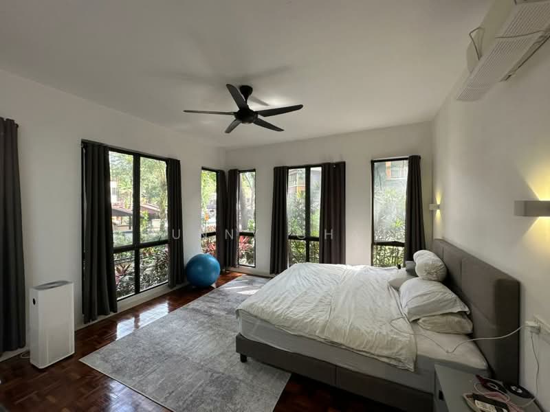 Twin Villa for Sale in Bukit Gita Bayu (Seri Kembangan) - Sunny Chan - Bedroom - PropertyGuru.com.my