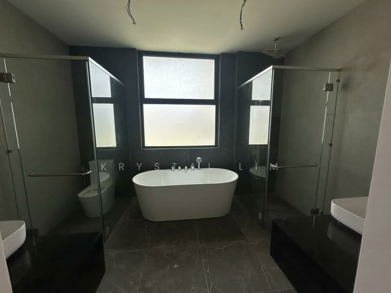 Semi-Detached House for Rent in Cyberjaya (Selangor) - Krystal Lim - Bathroom - PropertyGuru.com.my