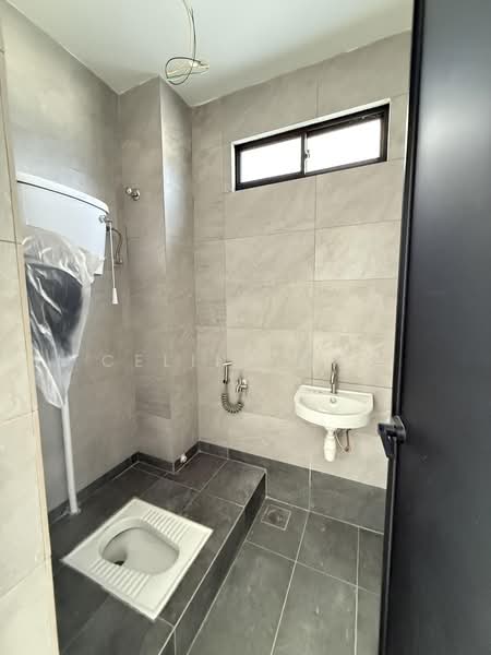 Semi-D Factory for Rent in Kapar Industrial Park (Kapar) - Celine Gan - Bathroom - PropertyGuru.com.my