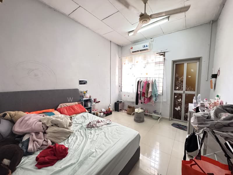 Rumah Teres 2 Tingkat untuk Dijual di Taman Sri Putri (Skudai) - Wendy Too - Bedroom - PropertyGuru.com.my