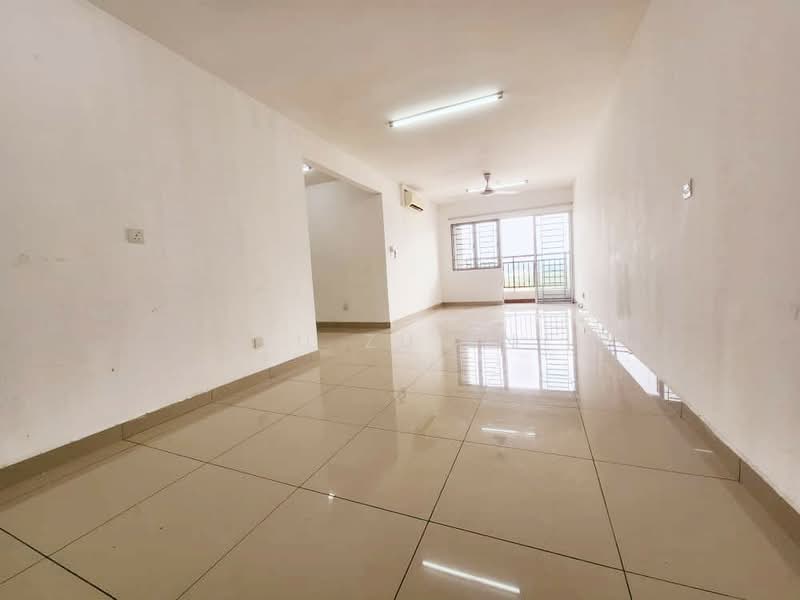Servis Apartment untuk Disewa di Sentrovue - Yu Zu En - Living Room - PropertyGuru.com.my