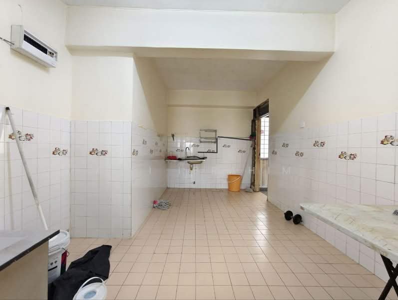 Condominium for Sale at Pandan Ville Condominium - Azli Ibrahim - Kitchen - PropertyGuru.com.my